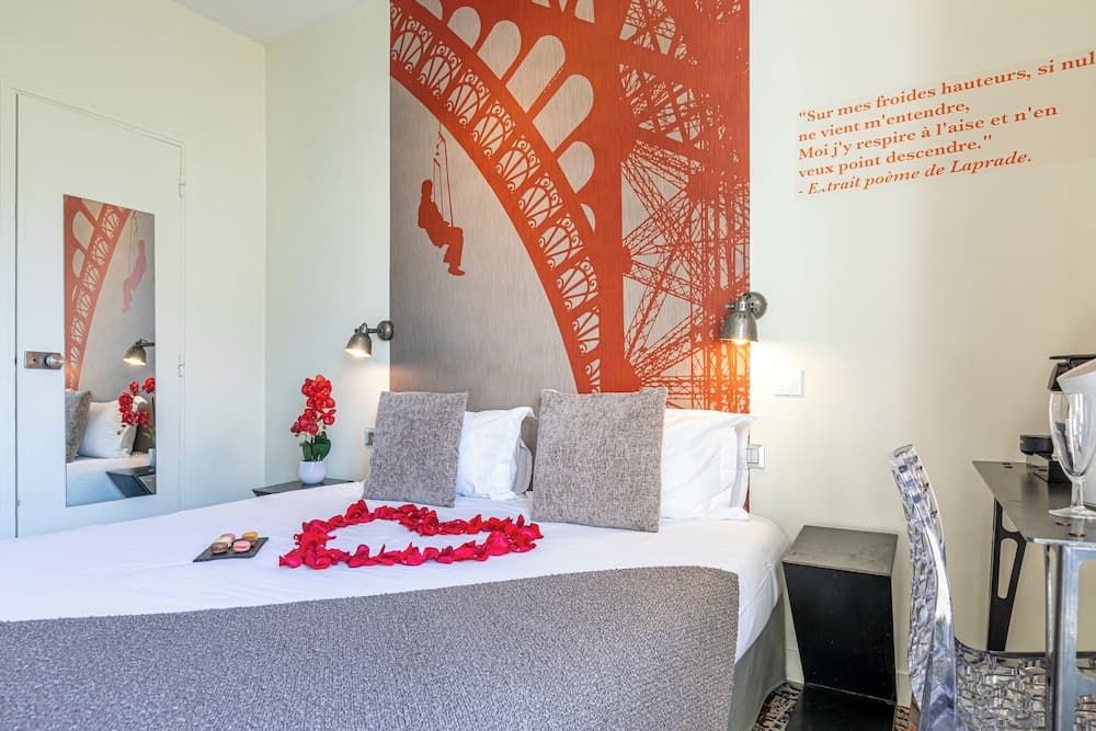Hôtel Alpha Paris Eiffel by Patrick Hayat