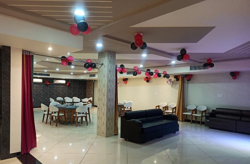Dudi Hotel
