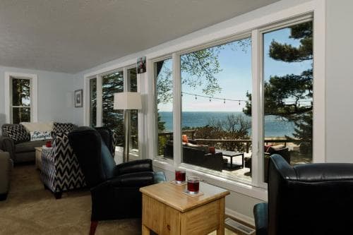 Looking Glass Bed and Breakfast