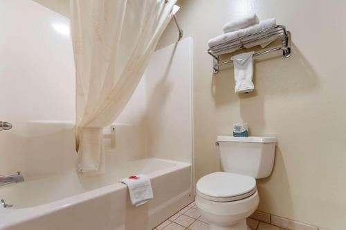 Harmony Inn & Suites