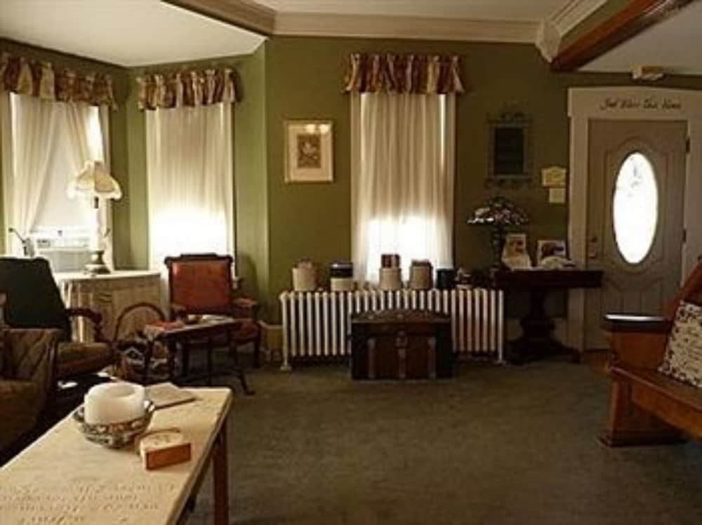Keller House