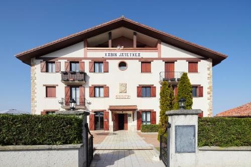 Casa Rural Xabin Etxea