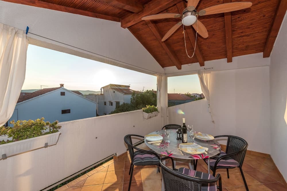 Apartments Josip