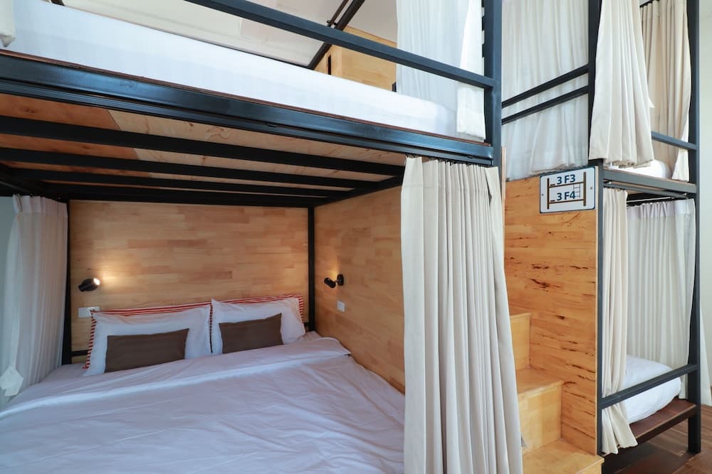 HAB40 Hostel