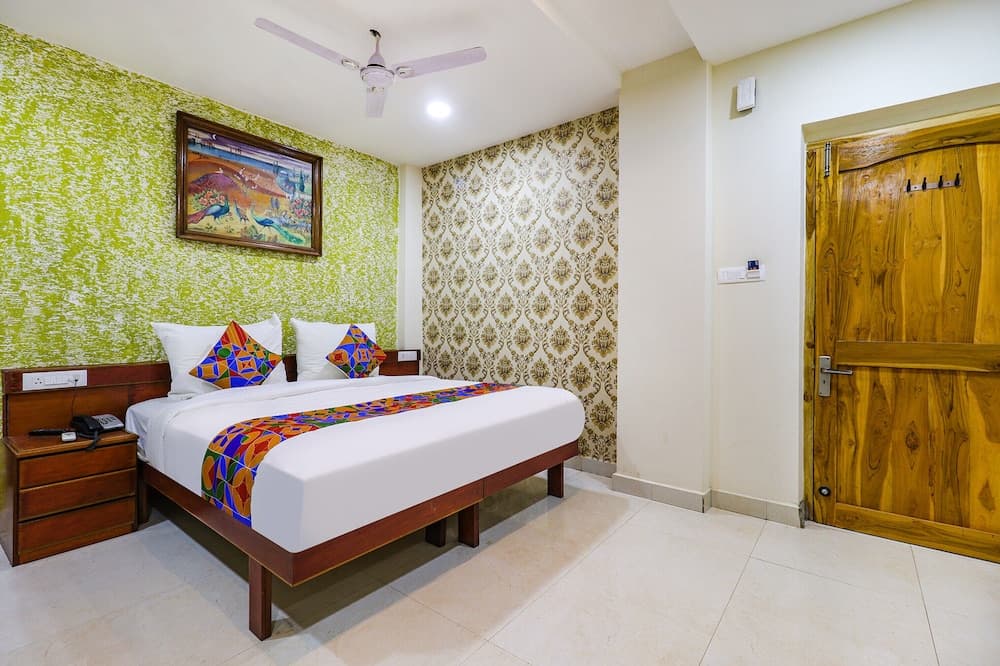 Fabhotel J Sons