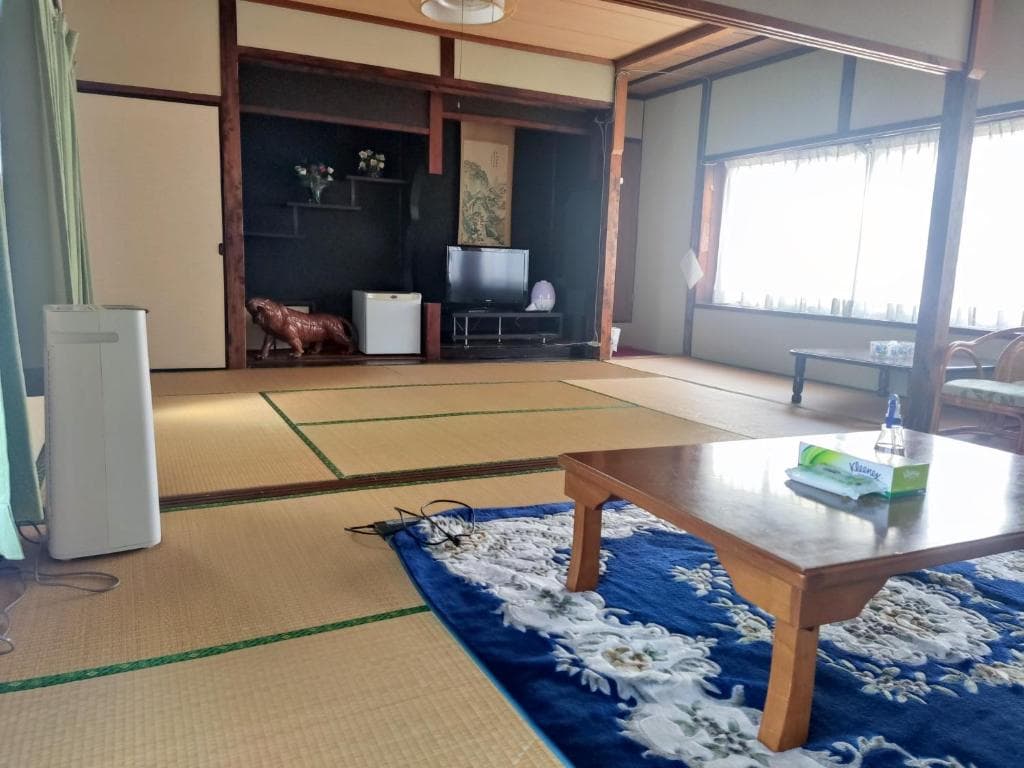 あけぼの館