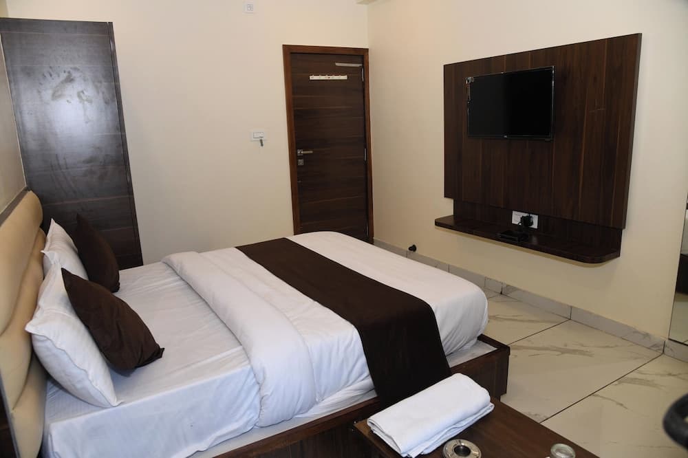 Hotel Abu Inn
