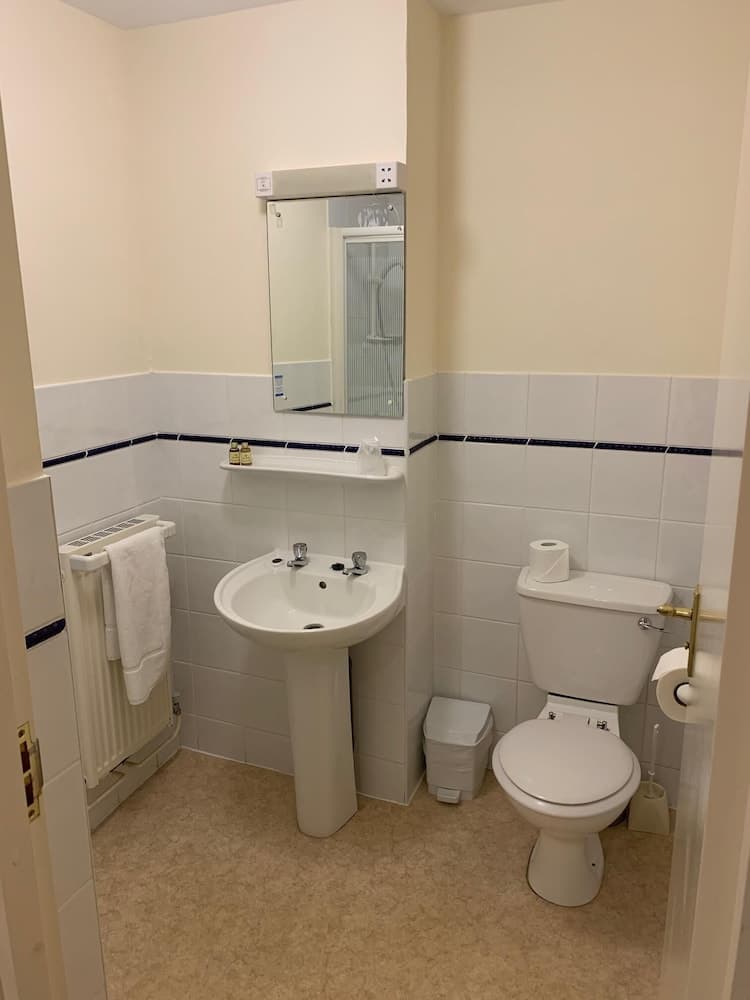 Yelf s Hotel