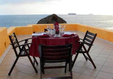 Hotelito Manzanillo Inn