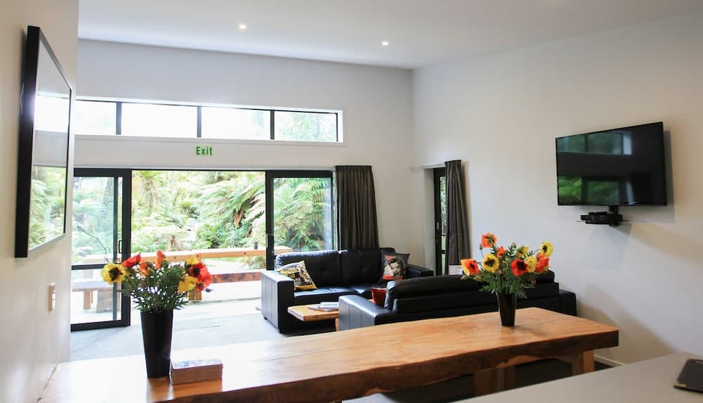 Rainforest Retreat