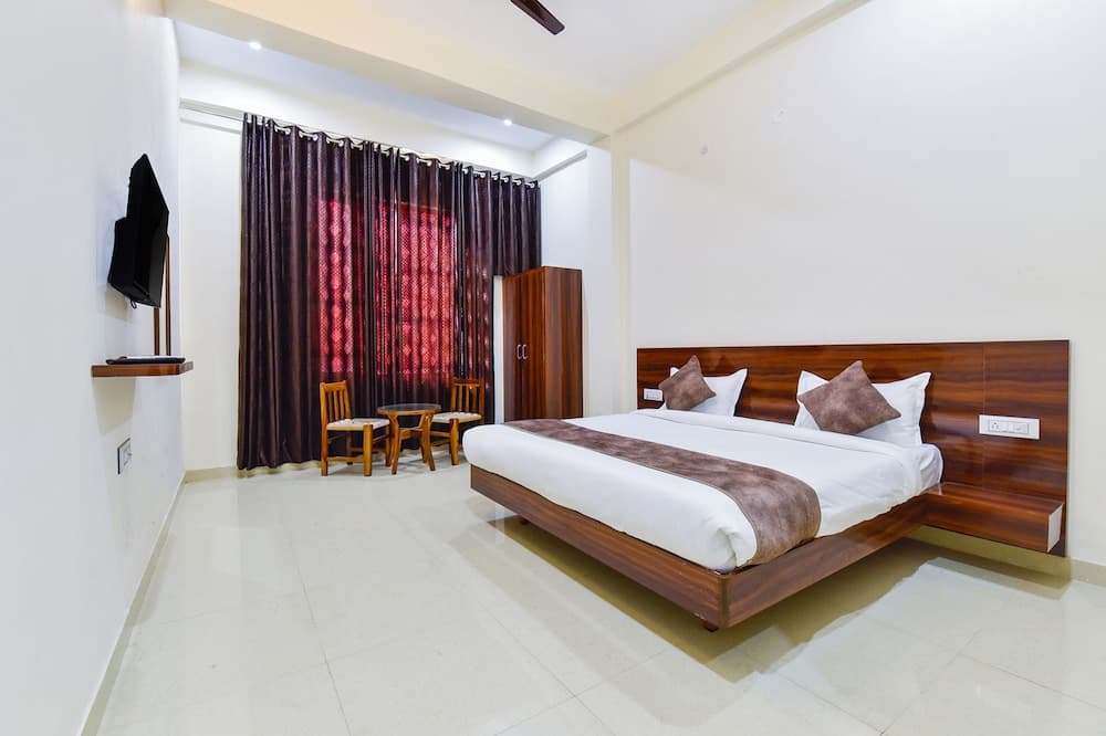 Fabhotel V Five