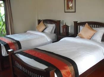 Ban Chomna Resort