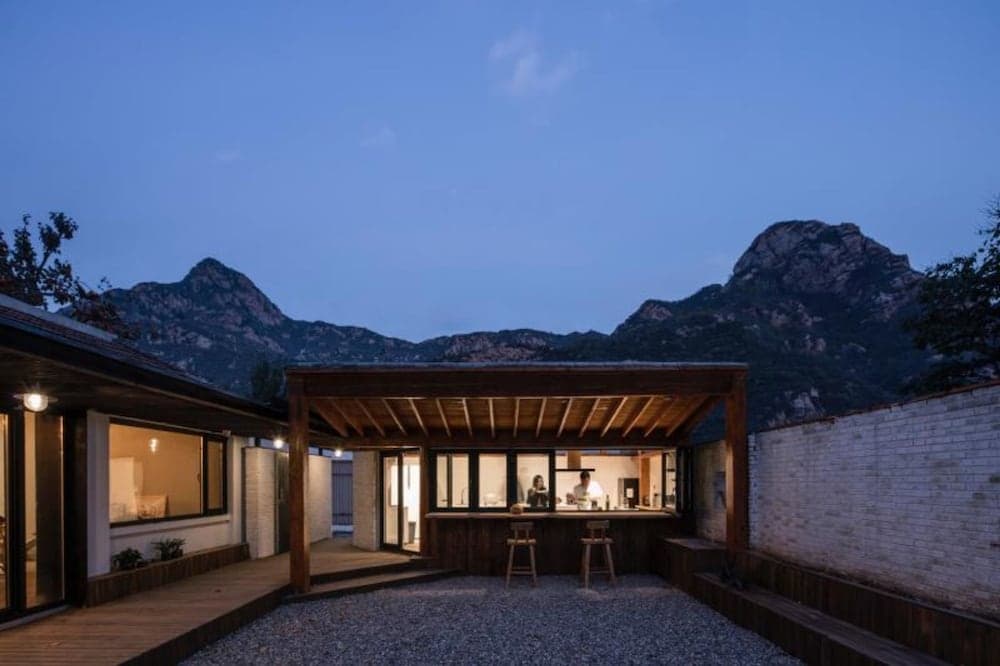 Yi She Mountain Inn