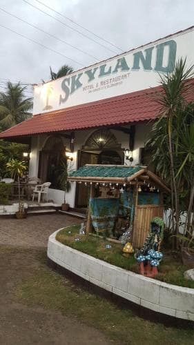 Skyland Hotel