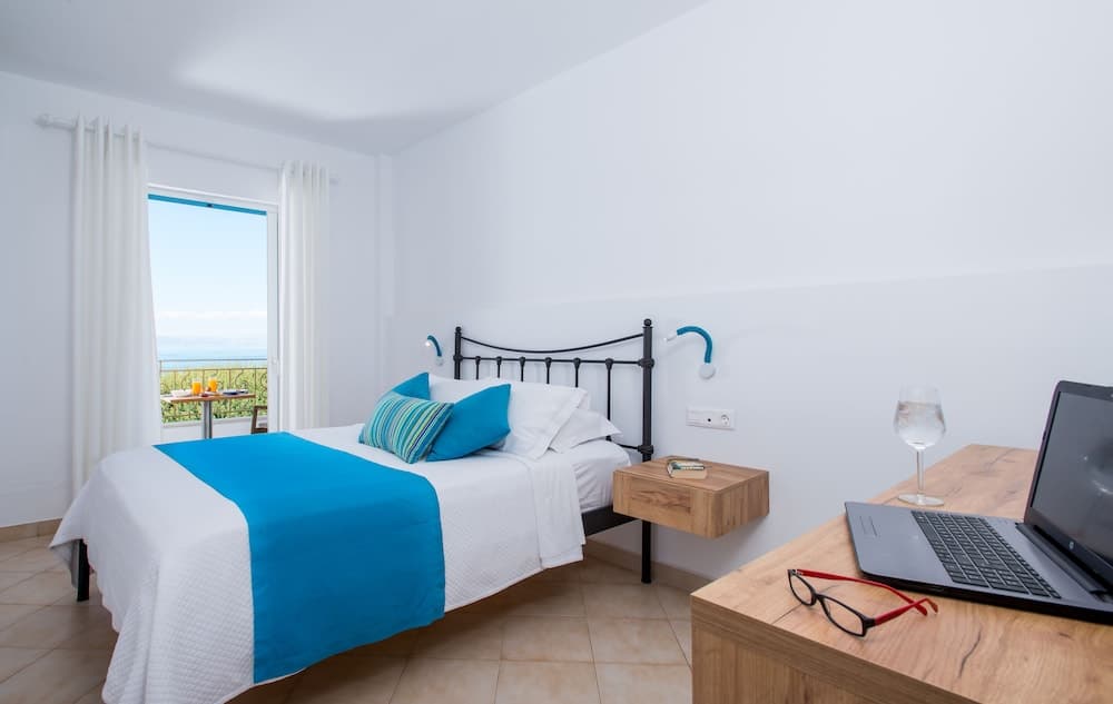 Oasis Beach Hotel
