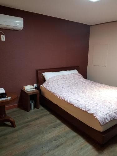 Mono Motel