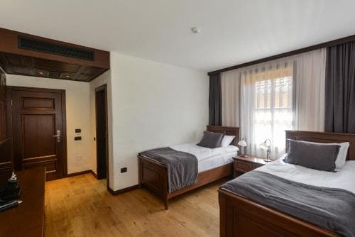 Hotel Barleti