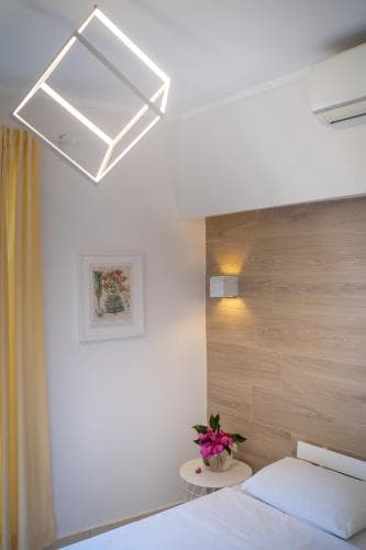 Castello Apartments