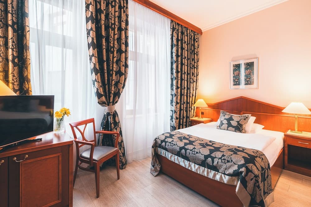 Hotel Carlton