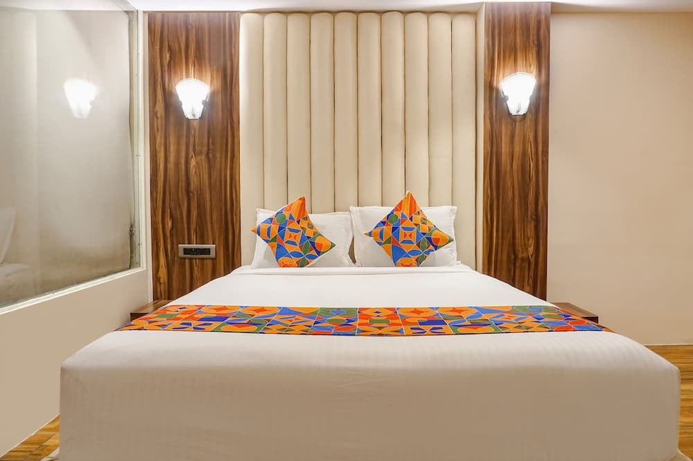 Fabhotel Dreams Inn