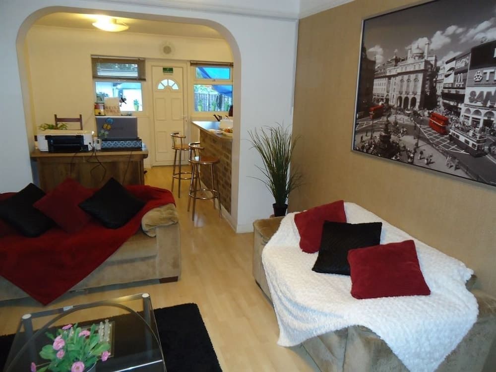 Leslie Road Accommodation