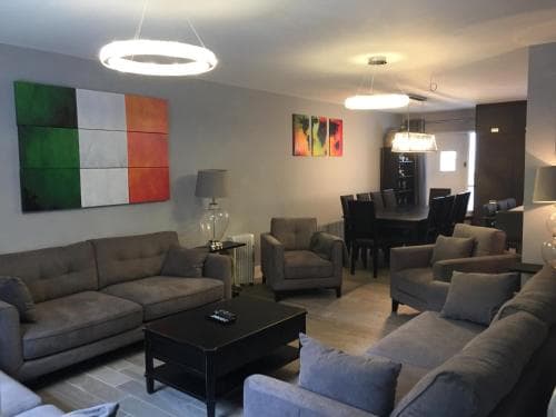 The Town House Kinsale, Hosted by Exquisite holiday homes, sleeps 16