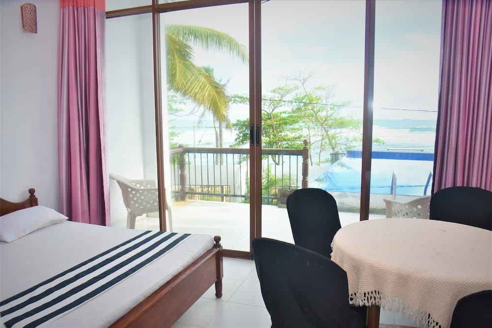 Polhena Sea View