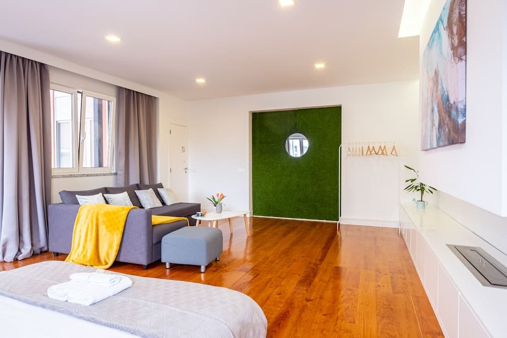 Hola Lisbon Suites