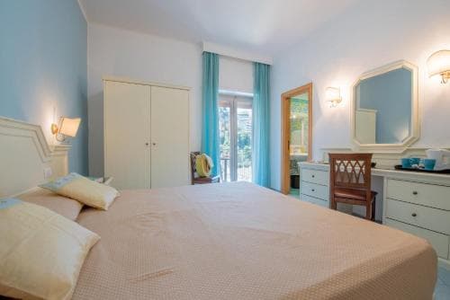 Hotel Ascot