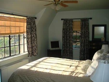 IvyWild Inn