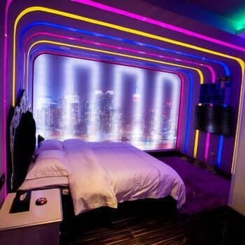 Romantic Custom Theme Hotel