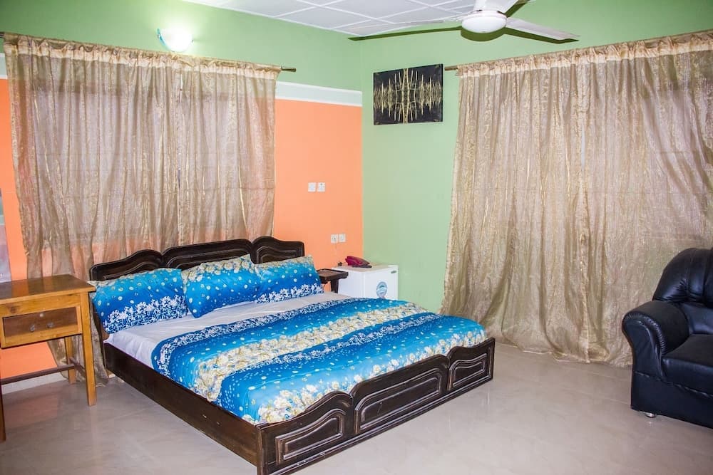 Moye Hotel