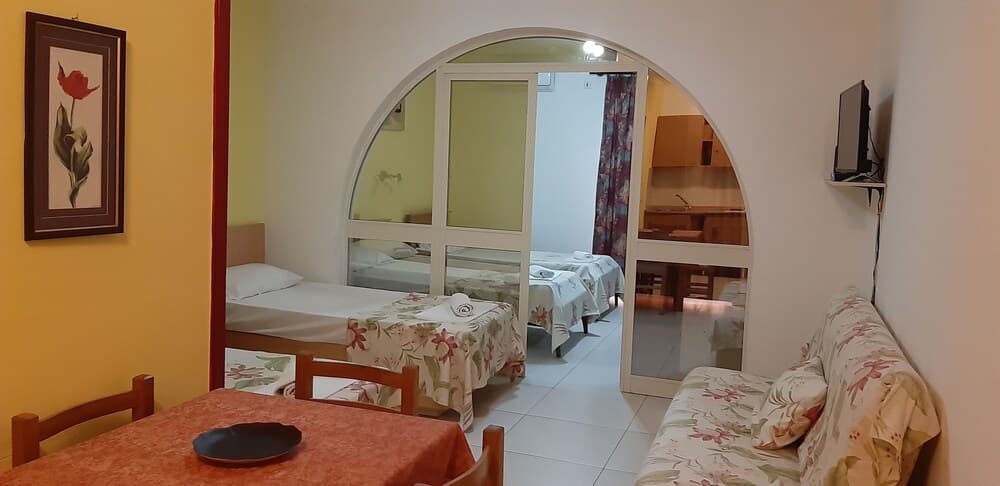 The 7 Apartments