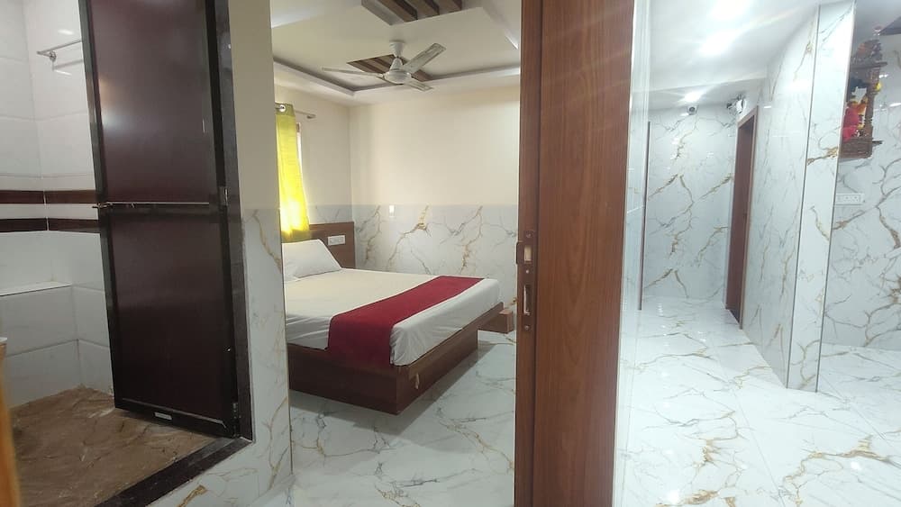 Hotel Samrat Palace