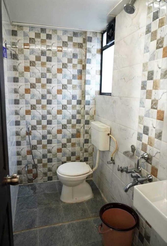 HOTEL PADMAKRISHNA