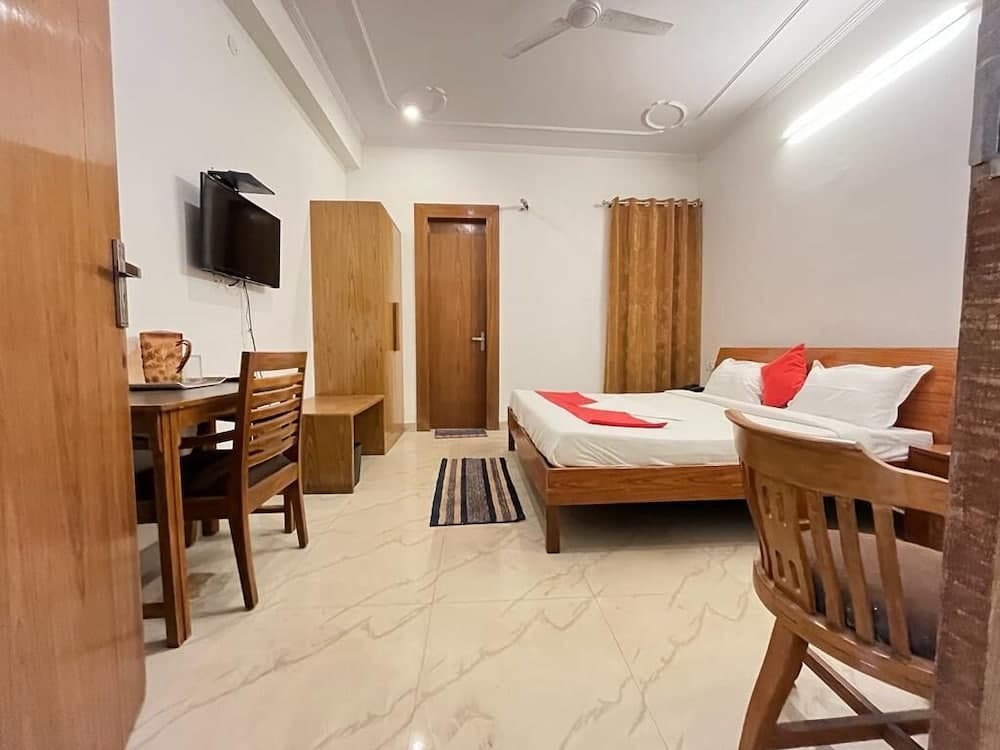 Imperial Hotel Noida