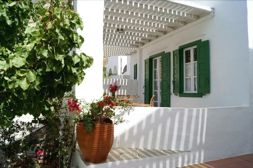 Alkyonis Villas