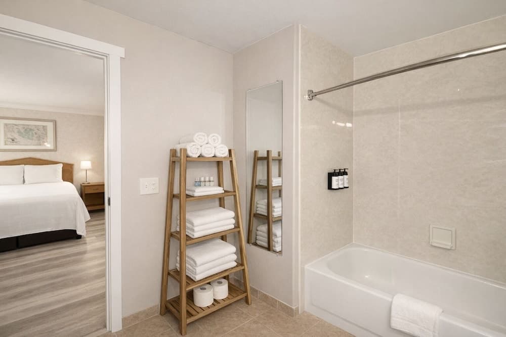 Friday Harbor Suites