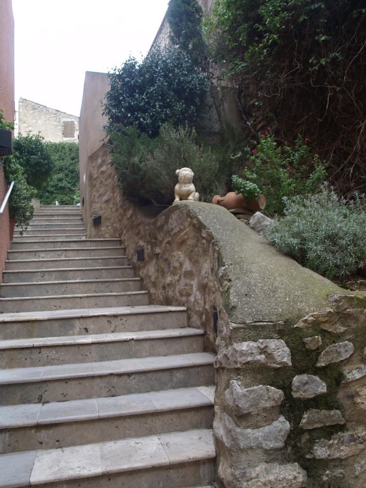 Auberge De Cucugnan