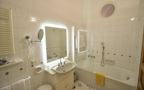 Gatto Bianco Hotel & SPA