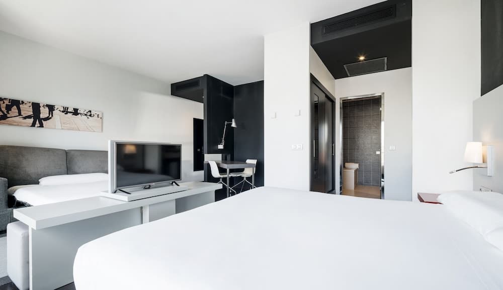Hotel ILUNION Atrium