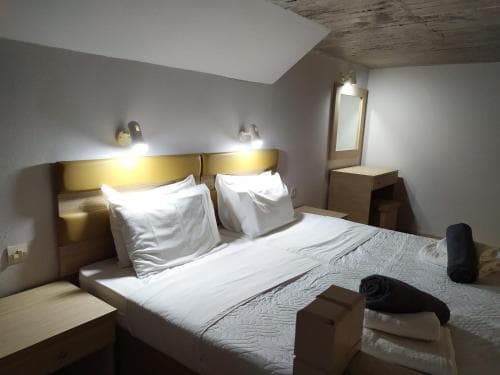 Limas Hotel
