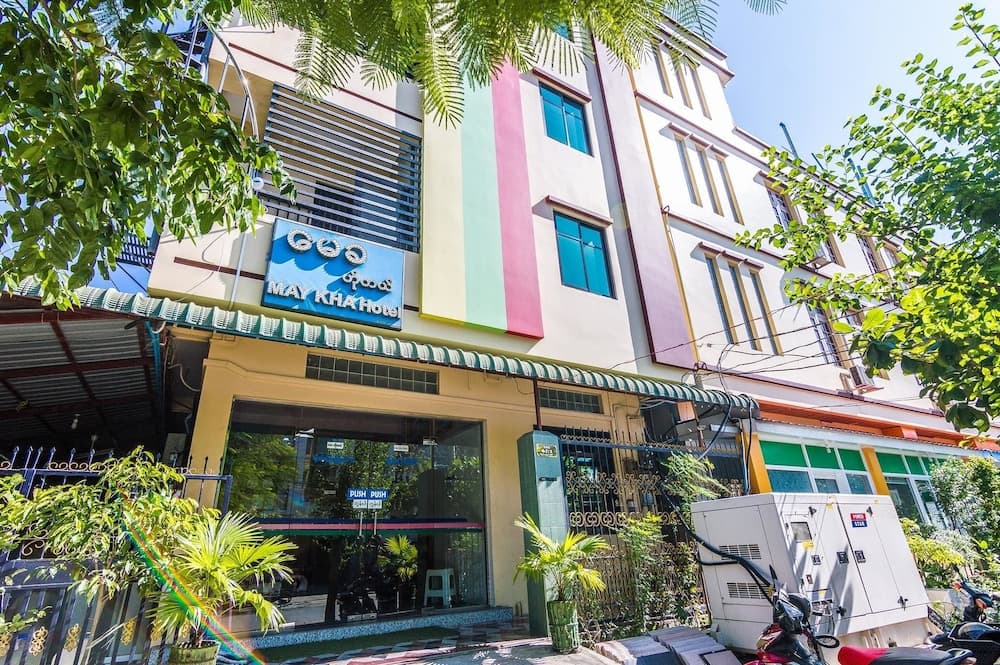 Maykha Hotel