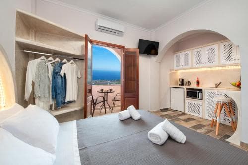 Nectarios Villa