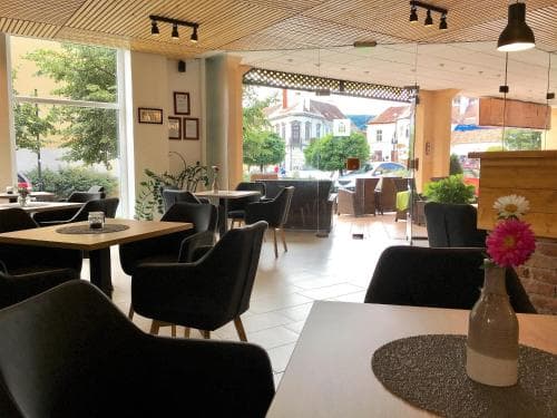 Hotel IrottkÖ