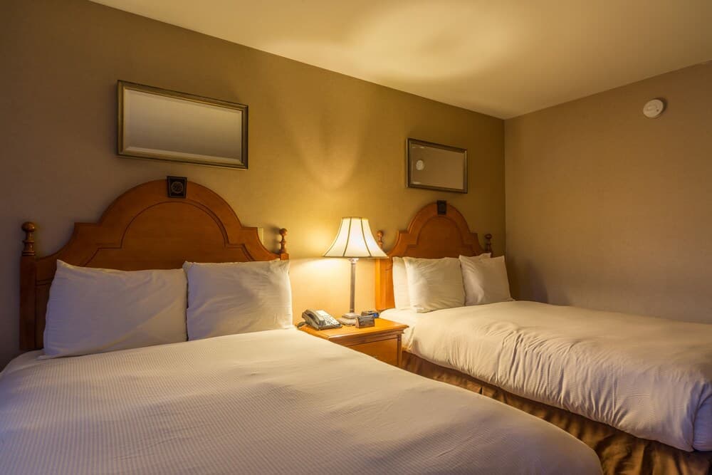 Ambassador Inn