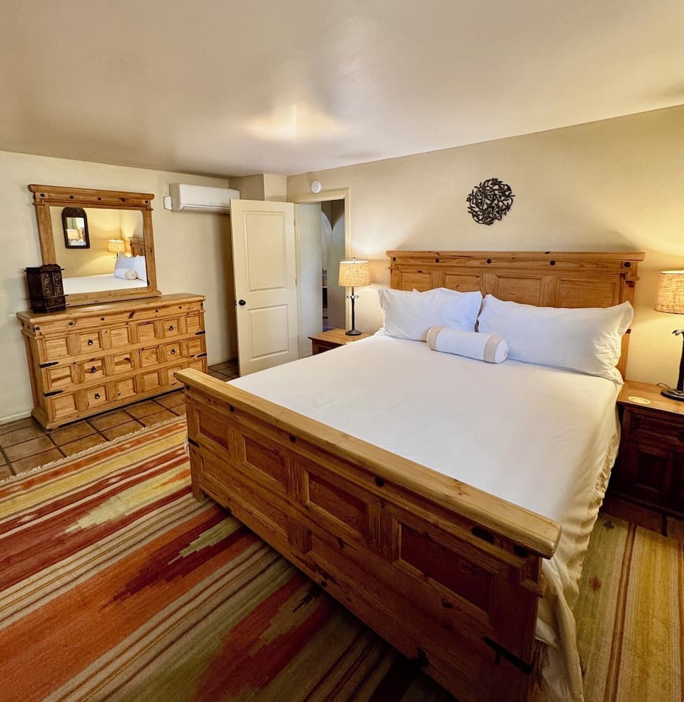 Blue Iguana Inn
