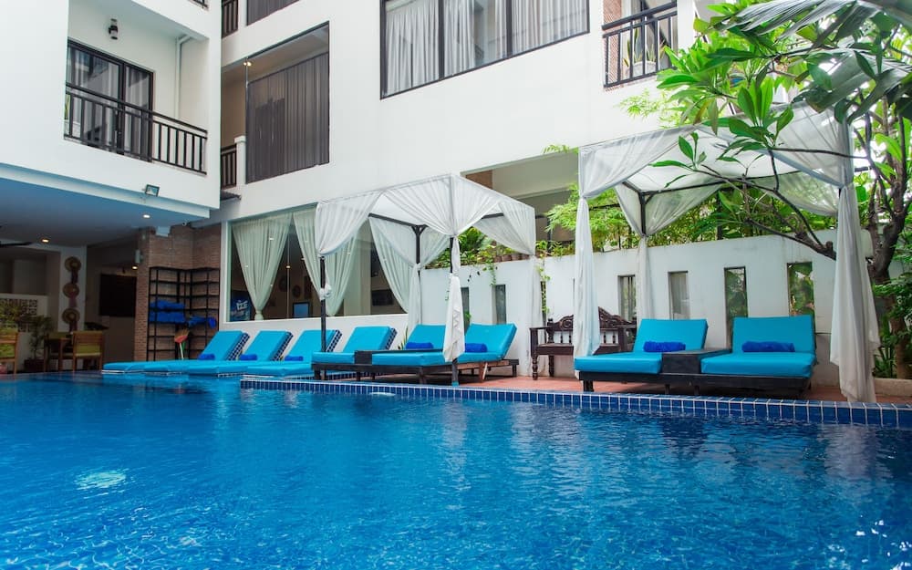 Home Chic Hotel
