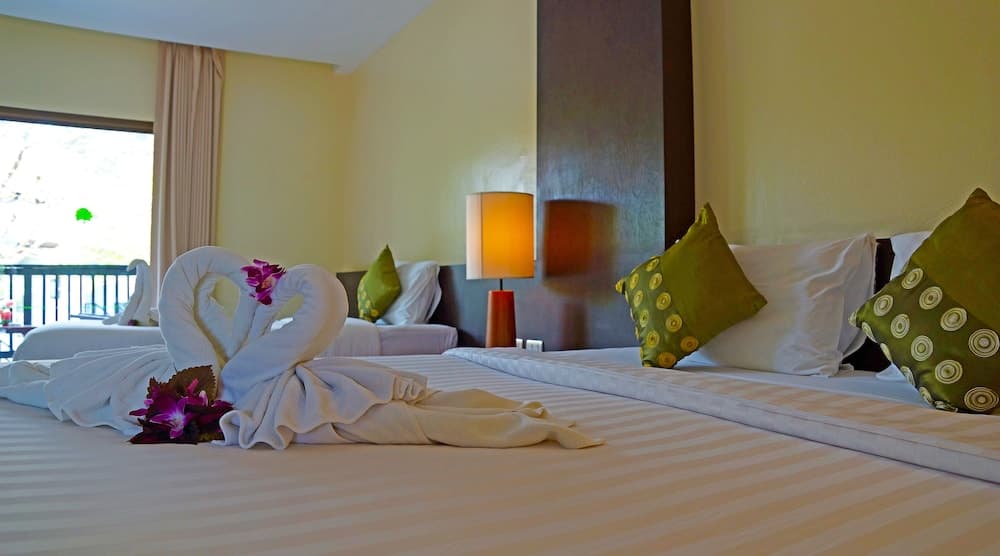 Palm Galleria Resort