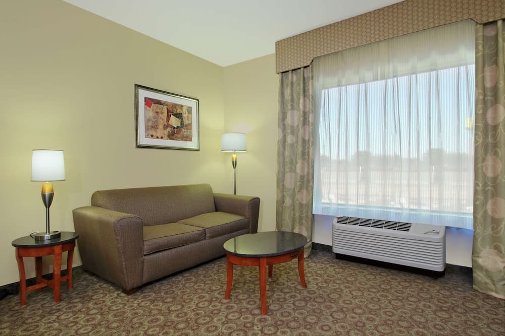 Hampton Inn & Suites Buffalo